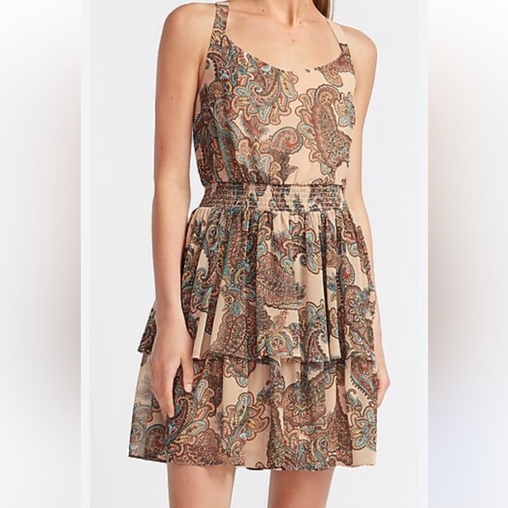 Brand new with Tags Express Brand Paisley Print Scoop Neck Mini Dress Size Small